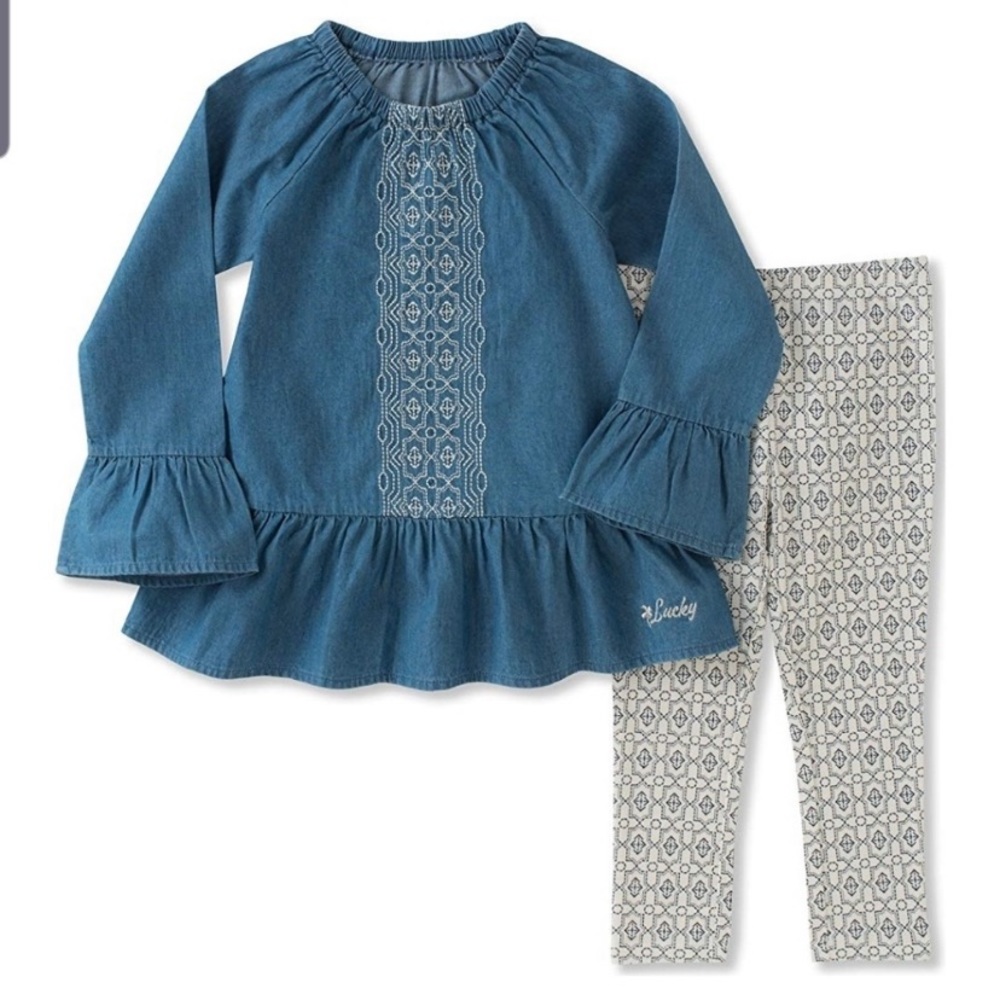 Lucky Brand 2-piece outfit!